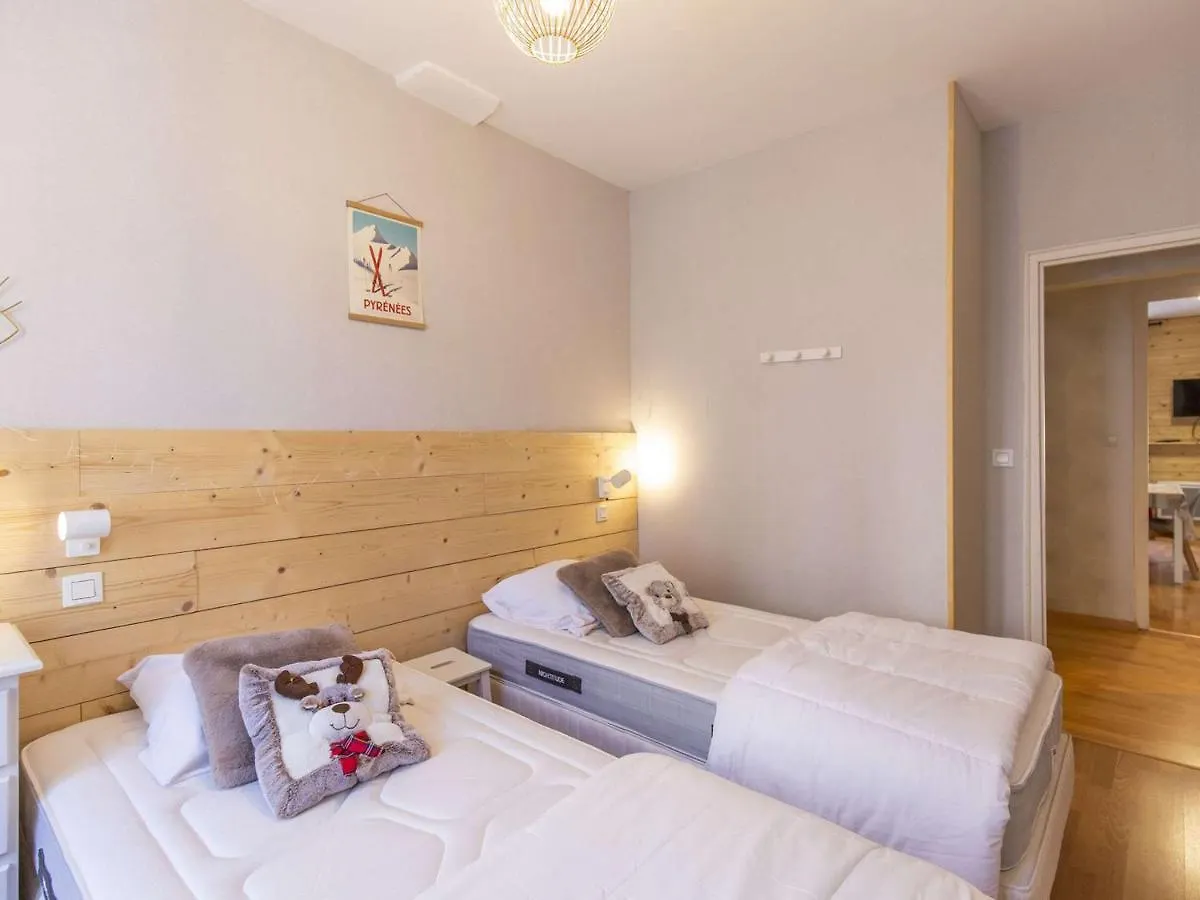 Appartement Renove 4-6 Pers, Centre-Ville Cauterets Avec Balcon Et Wifi, A 600M Des Pistes - Fr-1-401-249 0*,